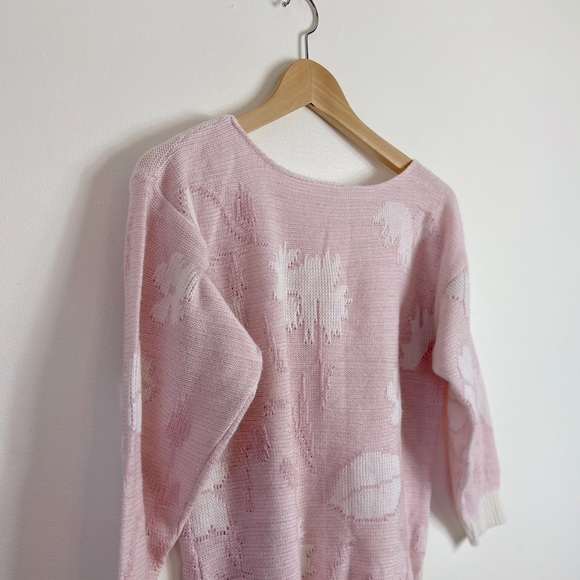 Vintage Pink Floral Knit Sweater - Picture 2 of 4